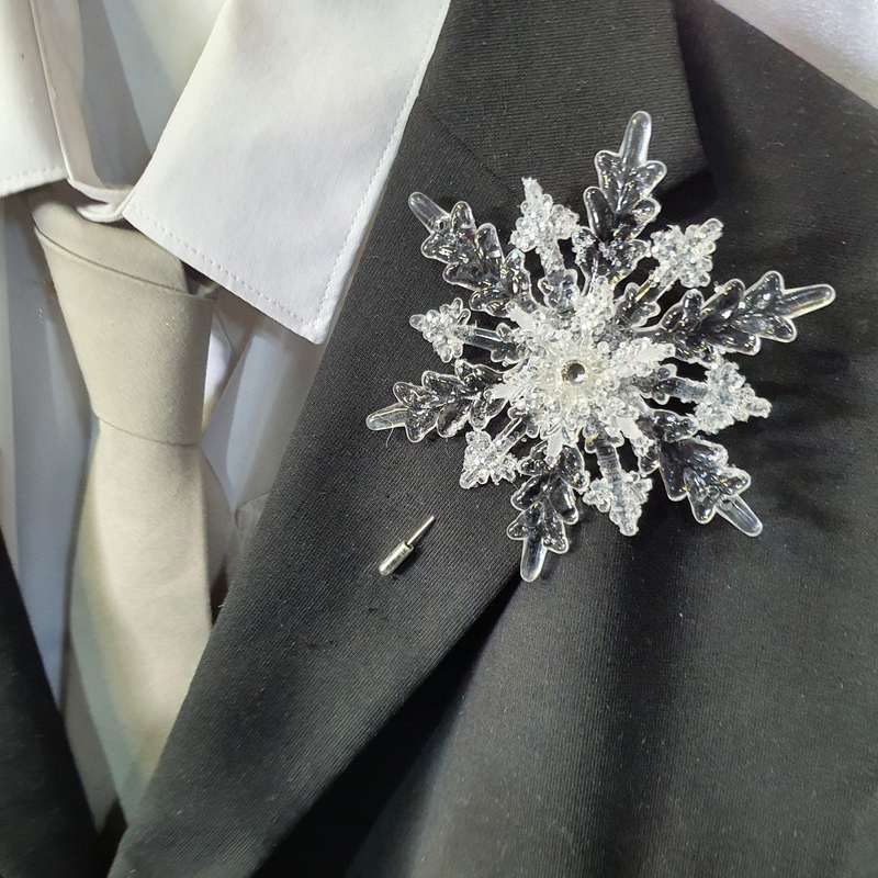 Crystal Snowflake Boutonniere – Grooms Boutonniere for a Winter Wedding – Christmas Wedding