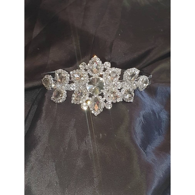 Flower crystal tiara. hair piece  wedding tiara hair band