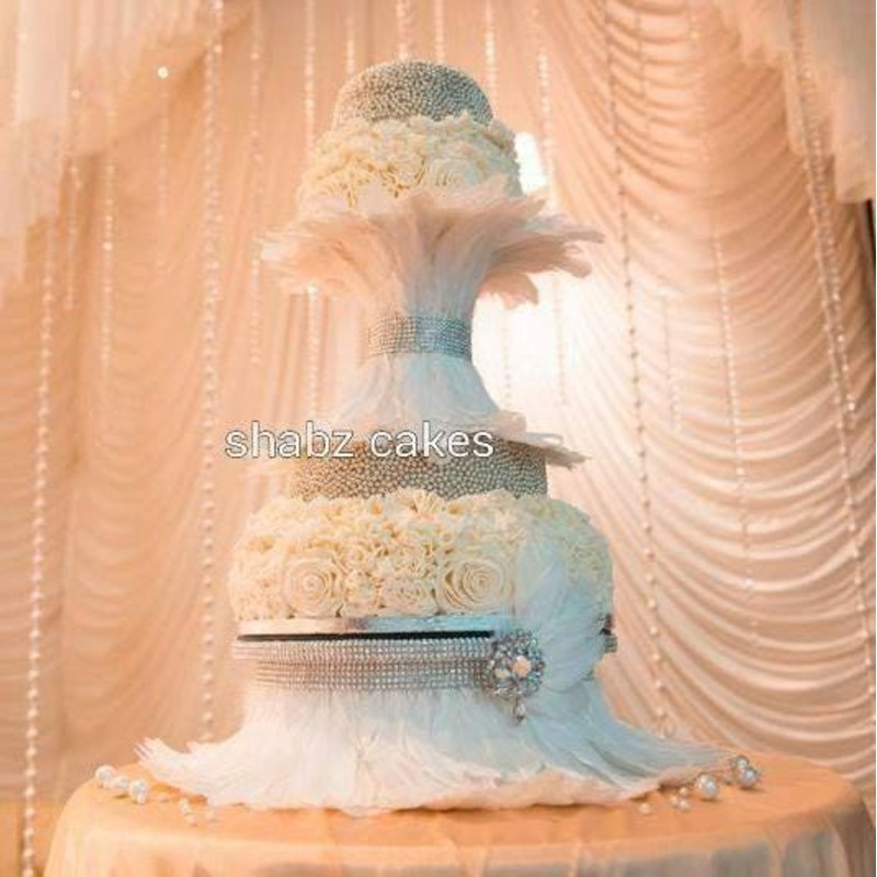 Feather cake stand, Great Gatsby, 1920’s wedding. by Crystal wedding ukw