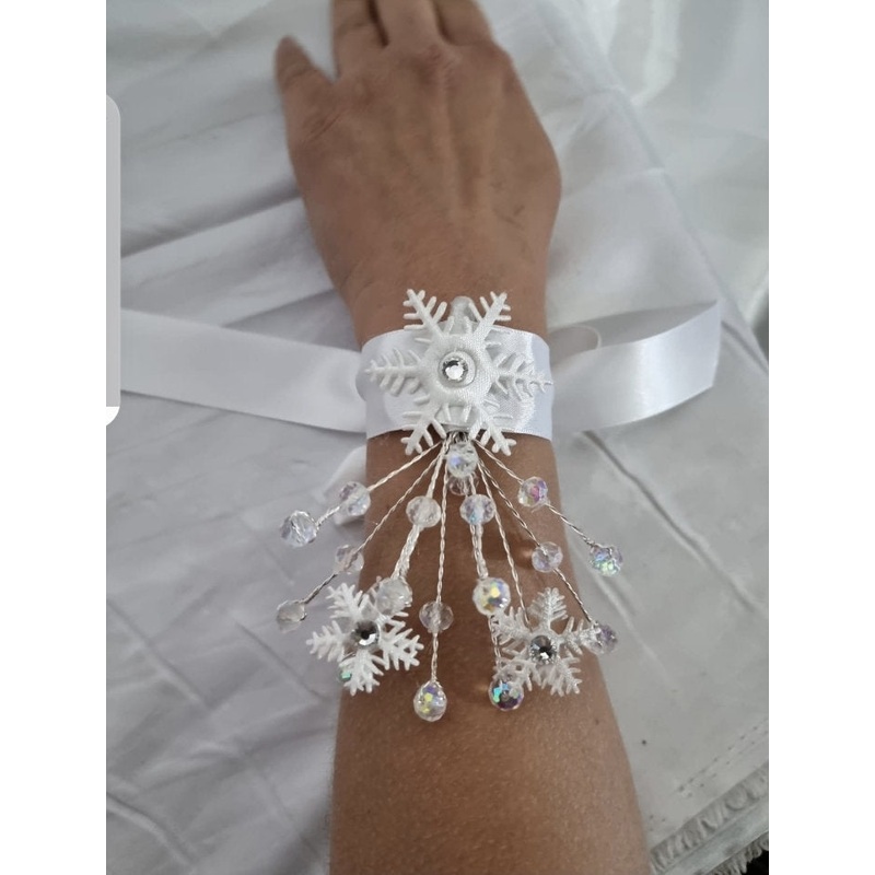 Snowflak and crystal wire  wrist corsage