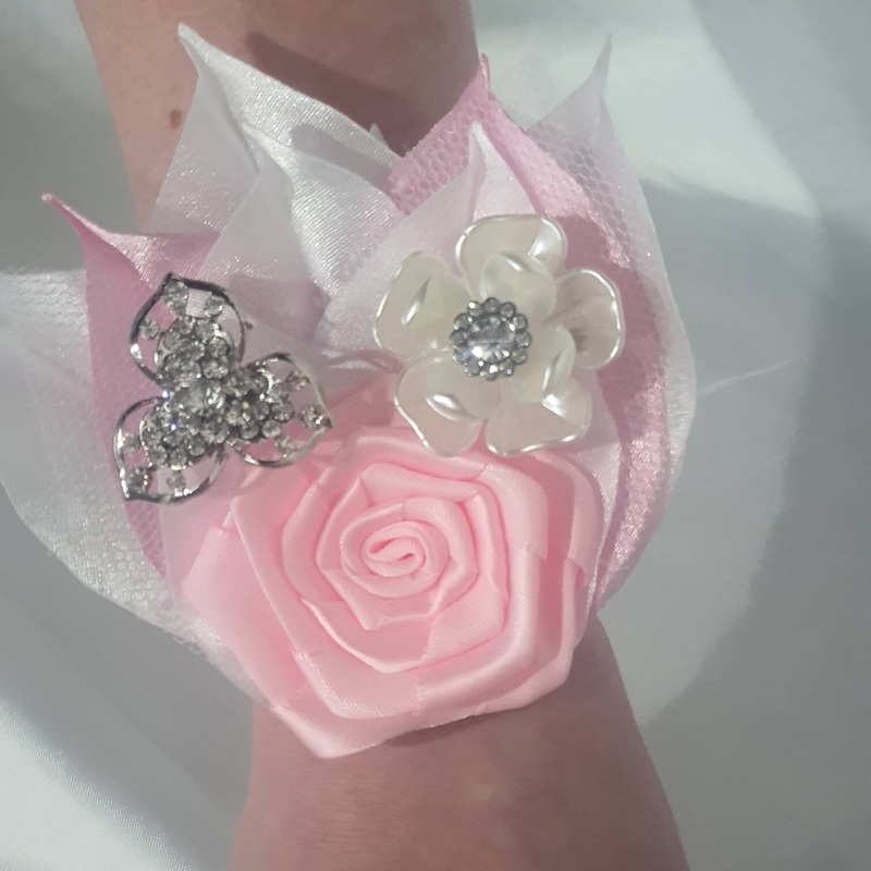 Wedding Boutonniere, wrist corsage.  broochbuttonhole , Wedding Buttonhole Pin for groom, usher, groomsman. by Crystal wedding uk