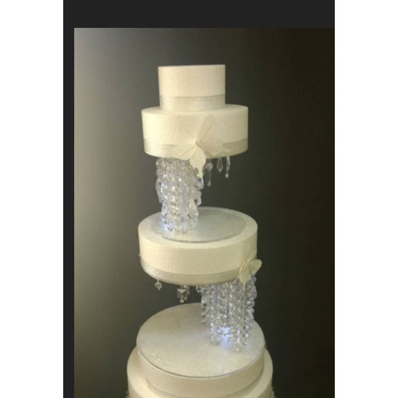 Crystal Illusion wedding cake stand 2 separators with LED Lights, set of 3 pieces. 8’1216 by Crystal wedding uk