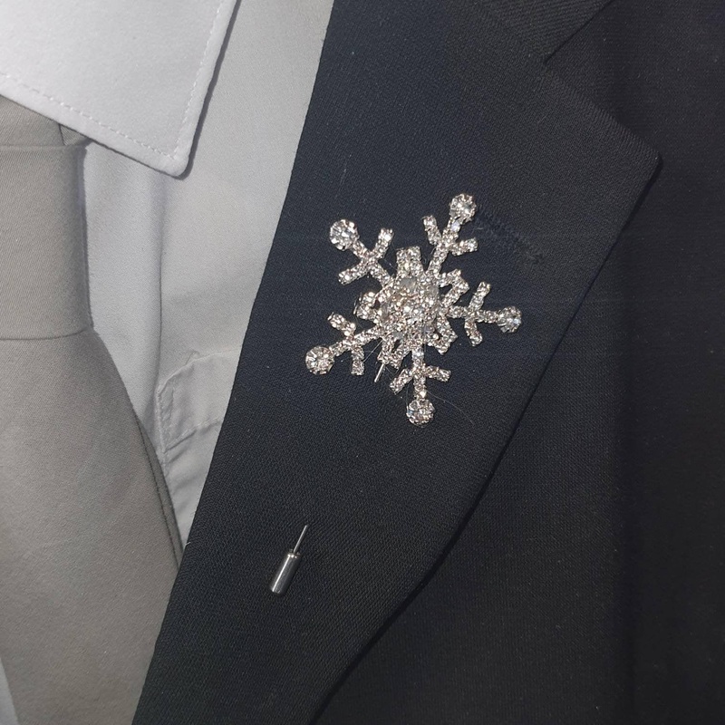 Crystal Snowflake Boutonniere – rhinestone Boutonniere for a Winter Wedding – Christmas Wedding corsage by Crystal wedding uk