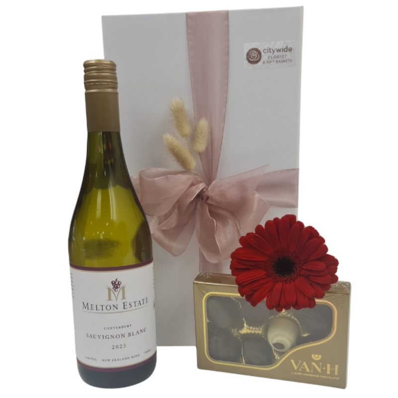 Wine & Chocolate Basket-7 piece & 15 piece-Sparkling & Chardonnay & Riesling & Sauvignon Blanc & Pinot Noir & Pinot Gris & Merlot & Cabernet Sauvignon & Shiraz
